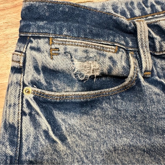 Frame Le High straight leg ankle jean in Lombard wash (light blue) size 29 - Picture 10 of 14